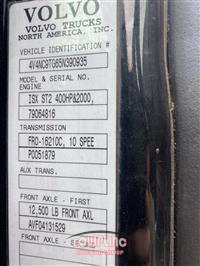 2005 VOLVO TRUCK VNL