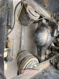 2005 VOLVO TRUCK VNL
