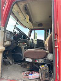 2001 Mack CX (Vision)