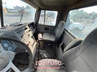 2001 Mack CH613