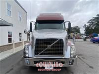 2005 VOLVO TRUCK VNL
