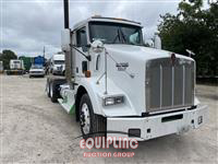 2012 Kenworth T8 Series
