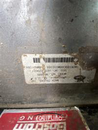 2006 Mack MR