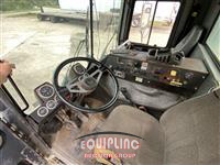 2006 Mack MR
