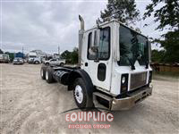 2006 Mack MR