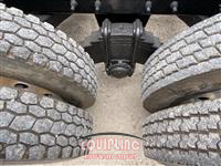 2012 Mack GU (Granite)