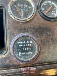 2004 Freightliner FLD112