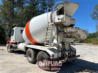 2006 VOLVO TRUCK VHD