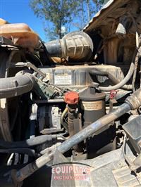 2006 VOLVO TRUCK VHD