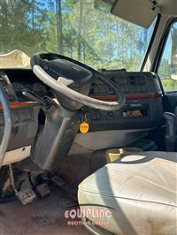 2006 VOLVO TRUCK VHD