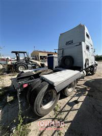 2022 Volvo VNL760