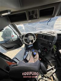 2022 Volvo VNL760