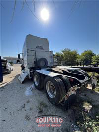 2022 Volvo VNL760