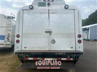 1999 International F-4900 TANK TRUCK
