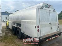 1999 International F-4900 TANK TRUCK