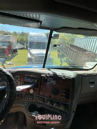 2013 Freightliner CASCADIA