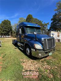 2013 Freightliner CASCADIA