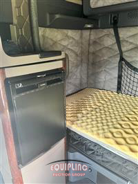2017 Freightliner CASCADIA