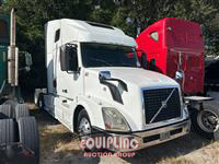 2014 VOLVO TRUCK VNL