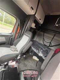 2020 Freightliner CASCADIA