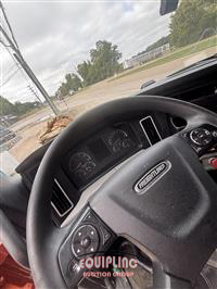 2020 Freightliner CASCADIA