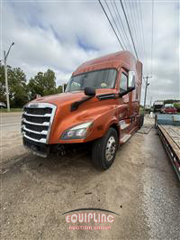 2020 Freightliner CASCADIA