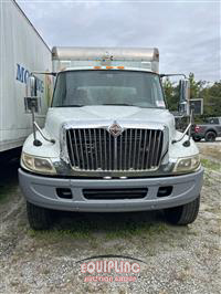 2005 International 4400