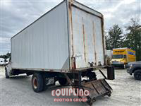 2007 Freightliner M2