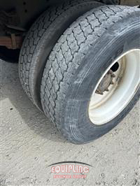 2007 Freightliner M2
