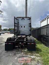 2017 Freightliner CASCADIA