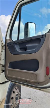 2018 Freightliner CASCADIA