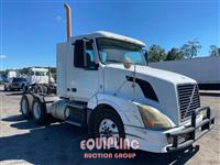 2011 VOLVO TRUCK VNL