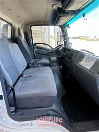 2017 Isuzu NRR