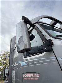 2016 Volvo VNL760