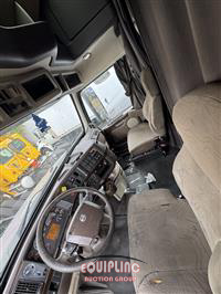 2016 Volvo VNL760