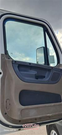 2016 Freightliner CASCADIA