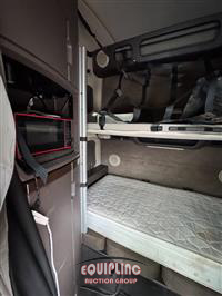 2018 Volvo VNL780