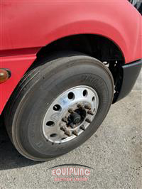 2004 Freightliner CL120