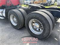 2004 Freightliner CL120