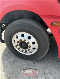 2004 Freightliner CL120