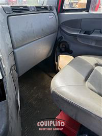 2004 Freightliner CL120