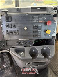 2004 Freightliner CL120