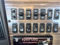 2019 Freightliner SD122