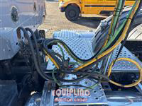 2019 Freightliner SD122