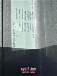 2019 Freightliner SD122