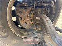 2019 Freightliner SD122