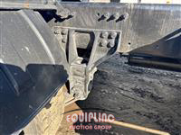 2019 Freightliner SD122