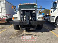 2000 International 4900