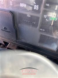 2000 International 4900