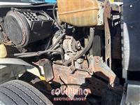 2000 International 4900